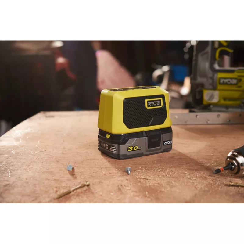 RYOBI ONE+ 18V Bluetooth Mini Garsiakalbis (Žalia/Juoda, Tik Korpusas)