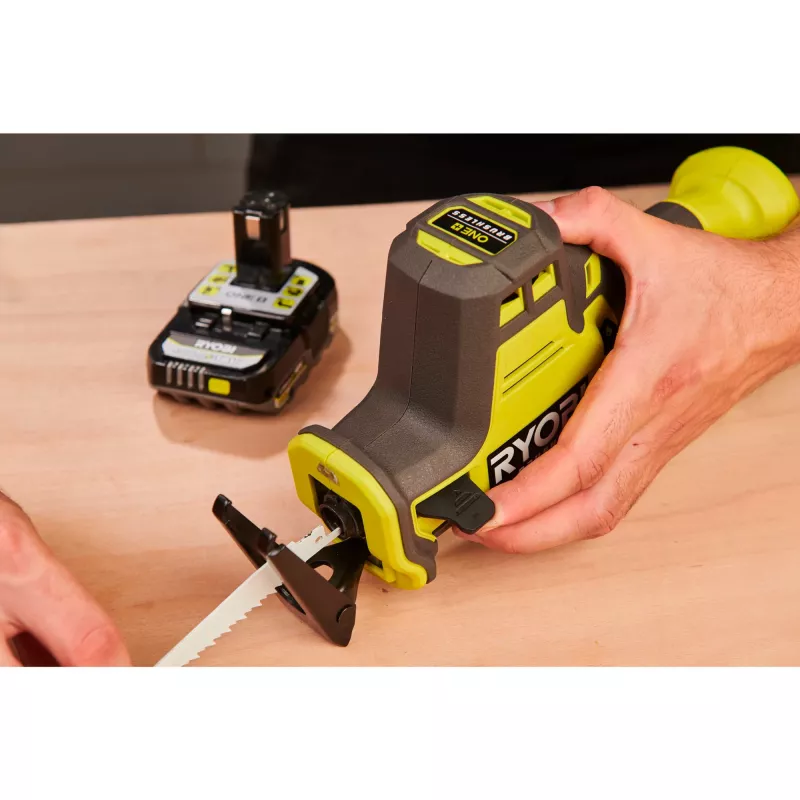 RYOBI ONE+ bešepetėlis stūmoklinis pjūklas RRS18CBL-0, 18V (žalia/juoda, be įrankių)