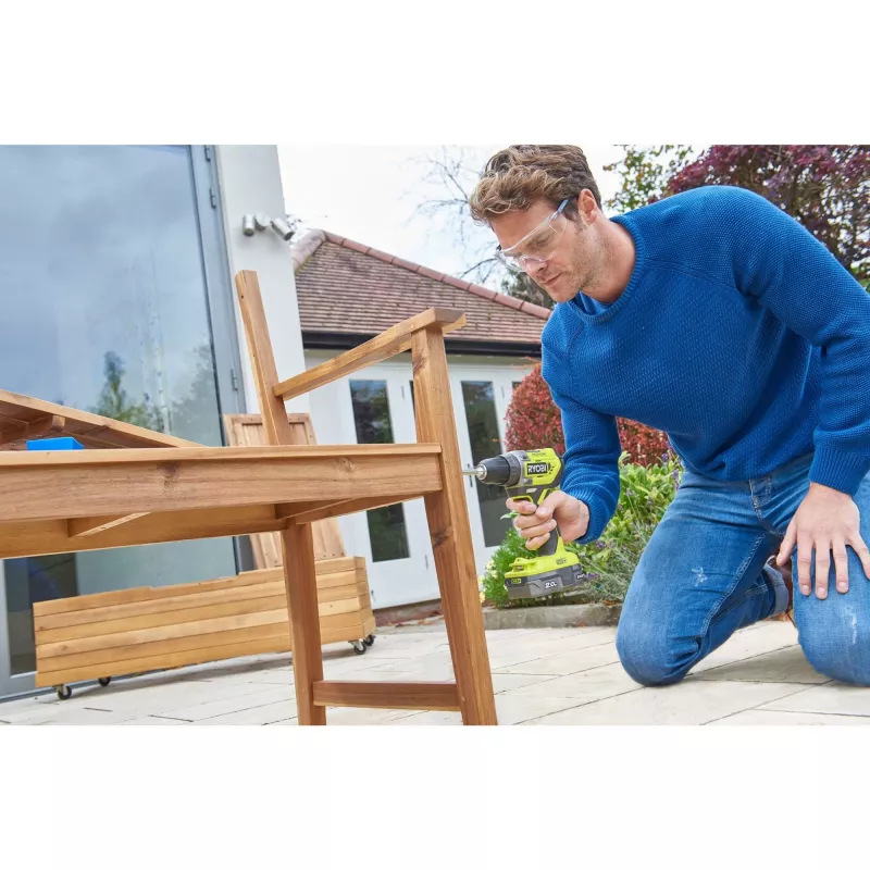 RYOBI ONE+ akumuliatorinis gręžtuvas-suktuvas R18DD5-220S, 18V (žalias/juodas, 2x Li-Ion 2.0Ah akumuliatoriai, krepšys)