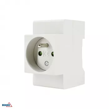 SCHELINGER 16A 5 polių 400V IP44 raudonas skydelio montavimo lizdas (3P+N+PE, 6h)