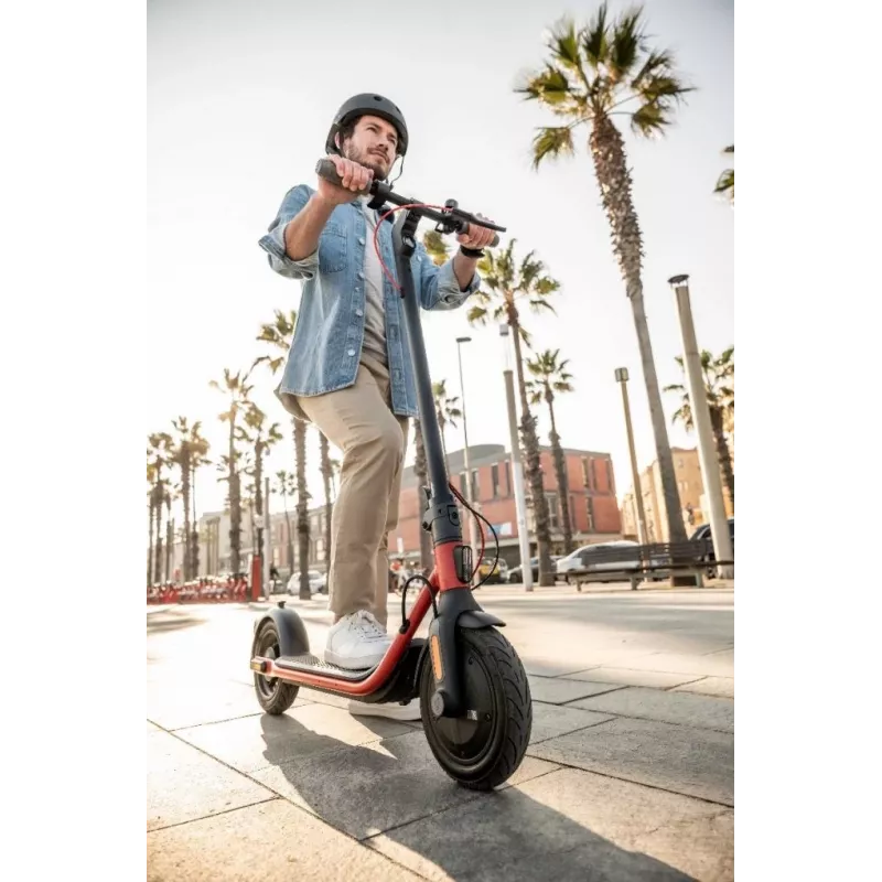 Segway Ninebot eKickscooter D38E Juoda Raudona