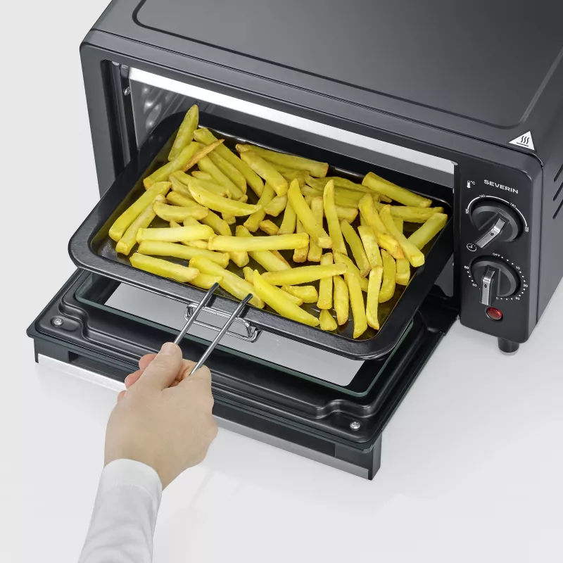 Severin TO 2062 stalinė orkaitė su rotiseriu, 20 L, 1500 W, juoda