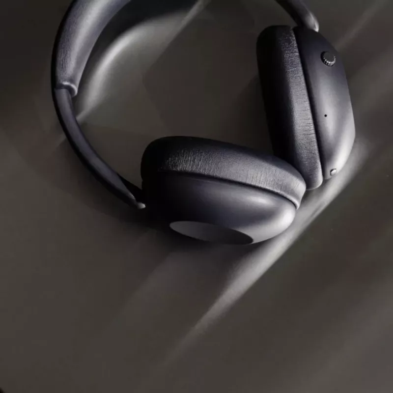 Sudio K3 Pro hibridinės ANC belaidės ausinės su apkabinimu - Onyx juodos