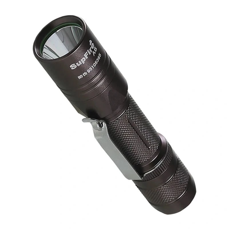 SUPERFIRE A6 Žibintuvėlis - 1200 liumenų P50 LED, 280 m šviesos spindulys, įkraunamas per USB, su reguliuojamu fokusavimu, IP44