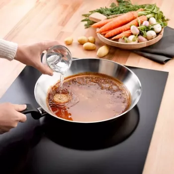 Tefal Duetto On 28 cm keptuvė iš nerūdijančio plieno su titano nelipnia danga, Thermo-Signal, tinka indukcinėms viryklėms