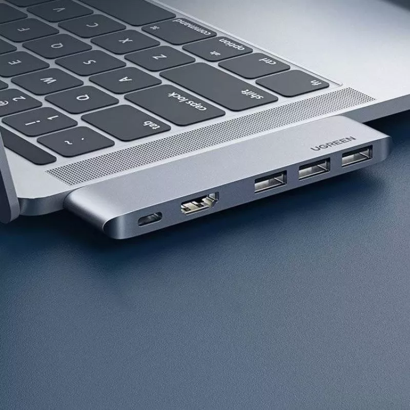 UGREEN 60559 USB-C dokavimo stotis 9-in-1 šakotuvas su 4K HDMI, 3x USB 3.0, Gigabit Ethernet, SD/MicroSD, 100W PD, sidabrinis