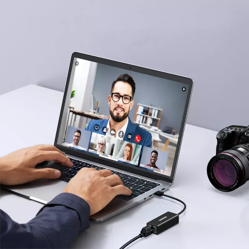 UGREEN CR110 USB 2.0 į RJ45 Ethernet adapteris - juoda
