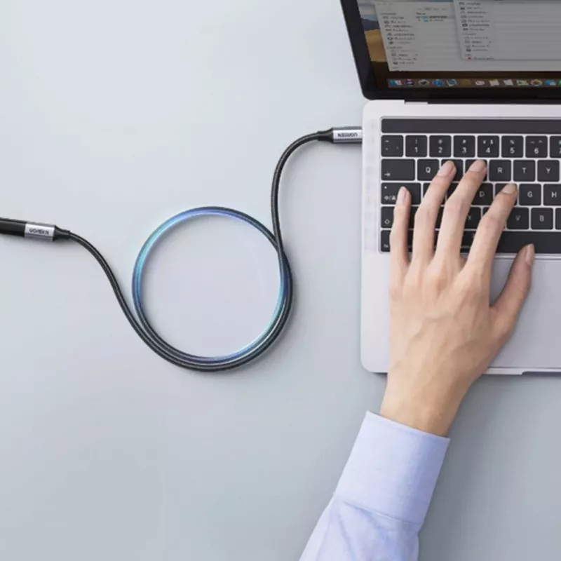 UGREEN US372 USB-C į USB-C laidas 100W 5A 10Gbps 0,5m pilka