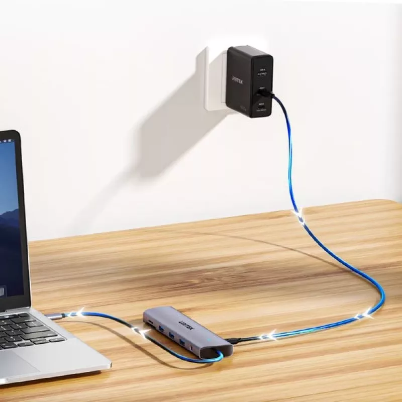 Unitek 4 prievadų USB 3.0 šakotuvas su 30 cm laidu, pilkas