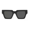 VERSACE VE4431F-GB187 Moteriški katės akies formos akiniai nuo saulės - juodas acetato rėmelis, pilki poliamidiniai lęšiai, UV400 apsauga, 50/22/145 mm
