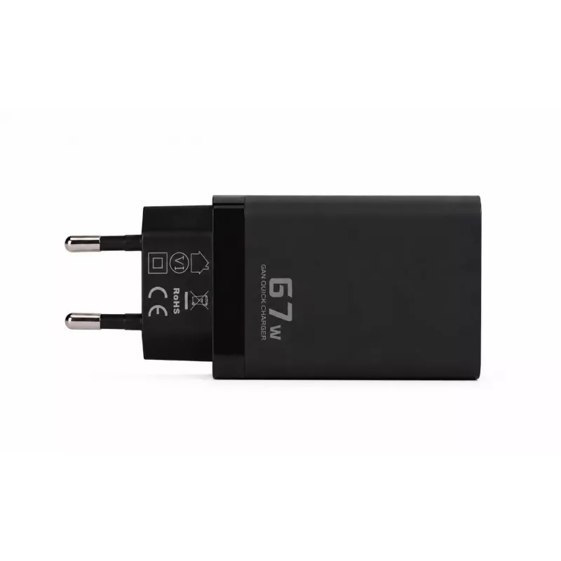 Voltage GaN Charger 67W sieninis įkroviklis, PD 3.0 / QC 3.0, 2x USB-C ir 1x USB-A, EU kištukas, juodas