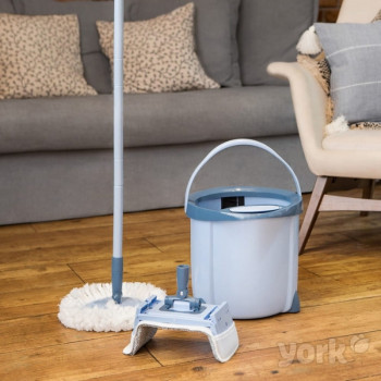 YORK Rotary MOP SPECIAL grindų valymo rinkinys su kojomis valdomu gręžimo mechanizmu, 12L kibiru, teleskopine rankena, 2 mikropluošto galvutėmis